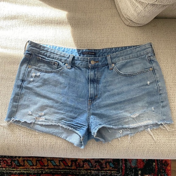 Lucky Brand Mid Rise Boy Short, Fog, 33 - Picture 1 of 7
